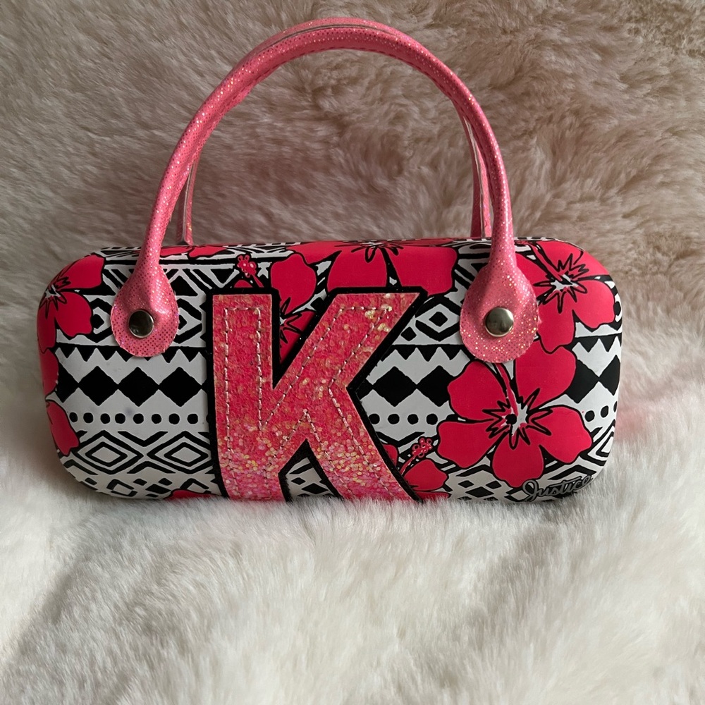 Justice sunglass case- initial K - Picture 1 of 6